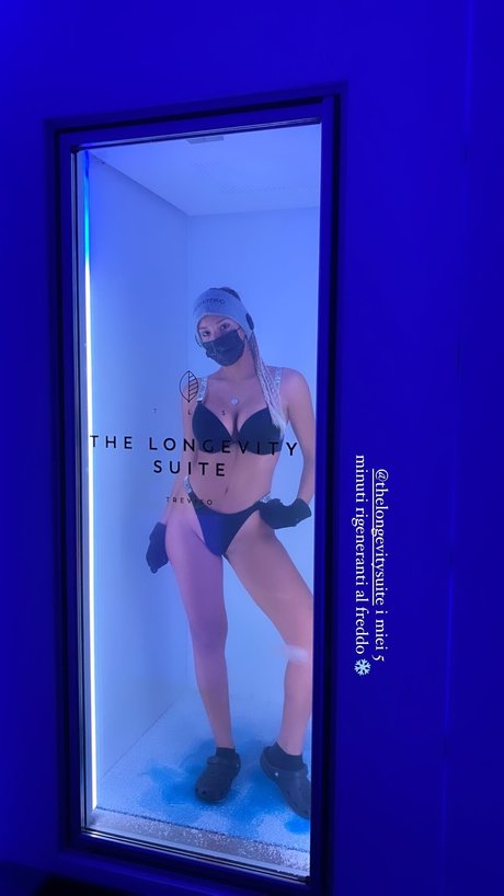 alice-de-bortoli-italian-born-10-08-2003