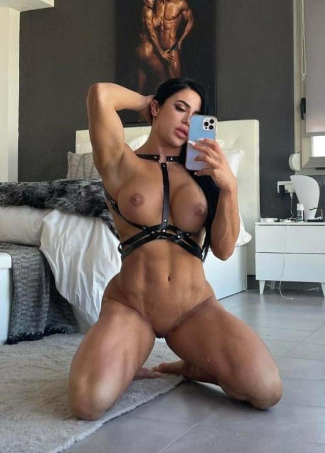 alicia-romero-ifbb-pro-1